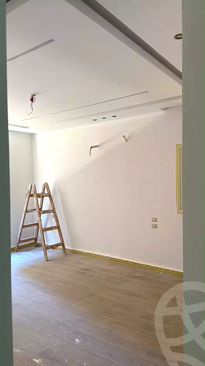 https://aqarmap.com.eg/ar/listing/7102301-for-sale-cairo-new-cairo-south-investors-gamal-abdel-nasser-st
