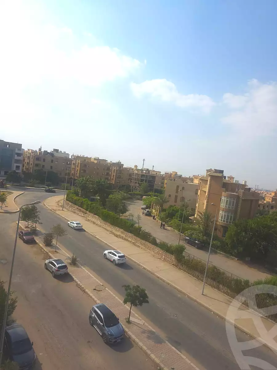 https://aqarmap.com.eg/ar/listing/7102301-for-sale-cairo-new-cairo-south-investors-gamal-abdel-nasser-st