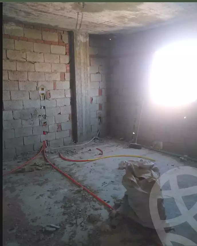 https://aqarmap.com.eg/ar/listing/7102413-for-sale-alexandria-al-agamy-bw-ywsf