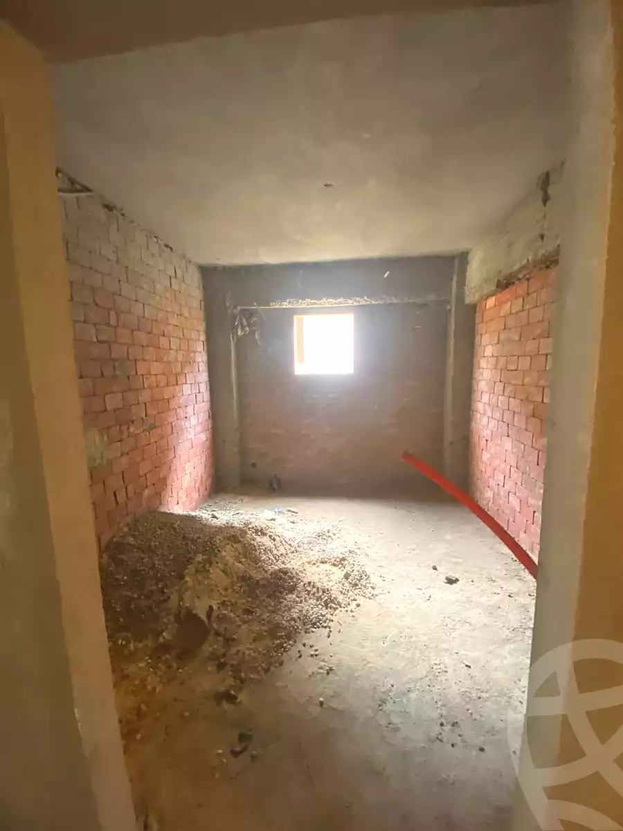 https://aqarmap.com.eg/ar/listing/7102485-for-sale-cairo-new-cairo-ganob-el-akadamiya-south-academy-a-abo-zarr-el-ghifari-st