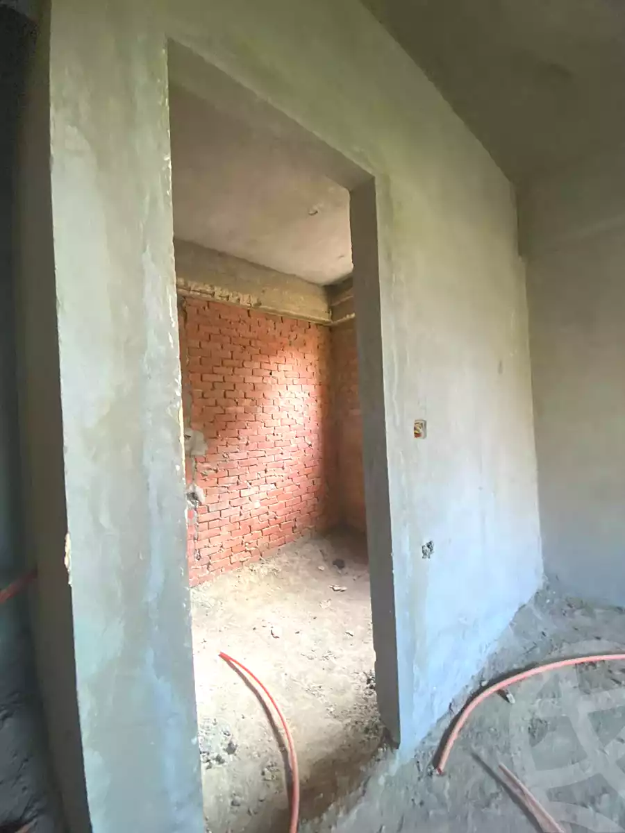 https://aqarmap.com.eg/ar/listing/7102507-for-sale-cairo-new-cairo-ganob-el-akadamiya-south-academy-a-abo-zarr-el-ghifari-st