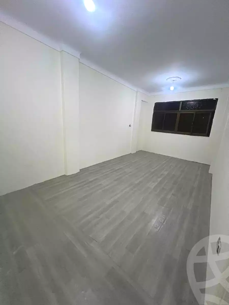 https://aqarmap.com.eg/ar/listing/7102550-for-sale-alexandria-lsywf-el-falki