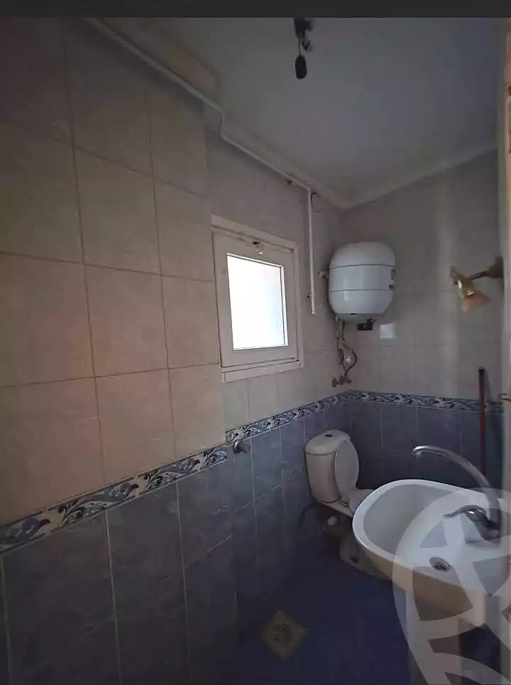 https://aqarmap.com.eg/en/listing/7102643-for-sale-alexandria-el-asafra-l-sfr-bhry