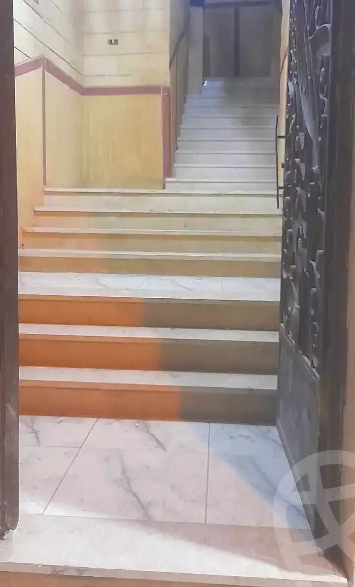 https://aqarmap.com.eg/ar/listing/7102859-for-sale-alexandria-al-agamy-el-kilo-21