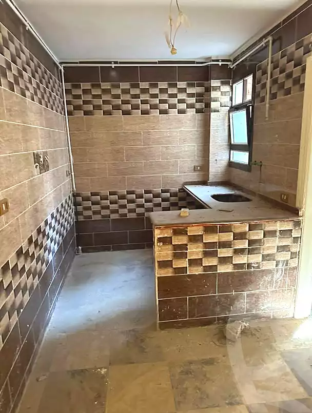https://aqarmap.com.eg/ar/listing/7102878-for-sale-alexandria-al-agamy-el-hanouvel