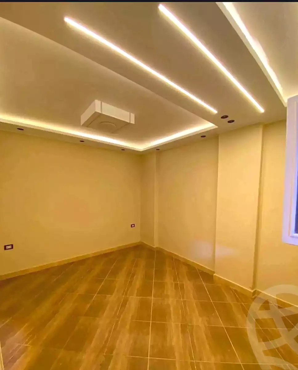 https://aqarmap.com.eg/ar/listing/7102943-for-sale-alexandria-al-agamy-lbytsh-shahr-al-assal-st
