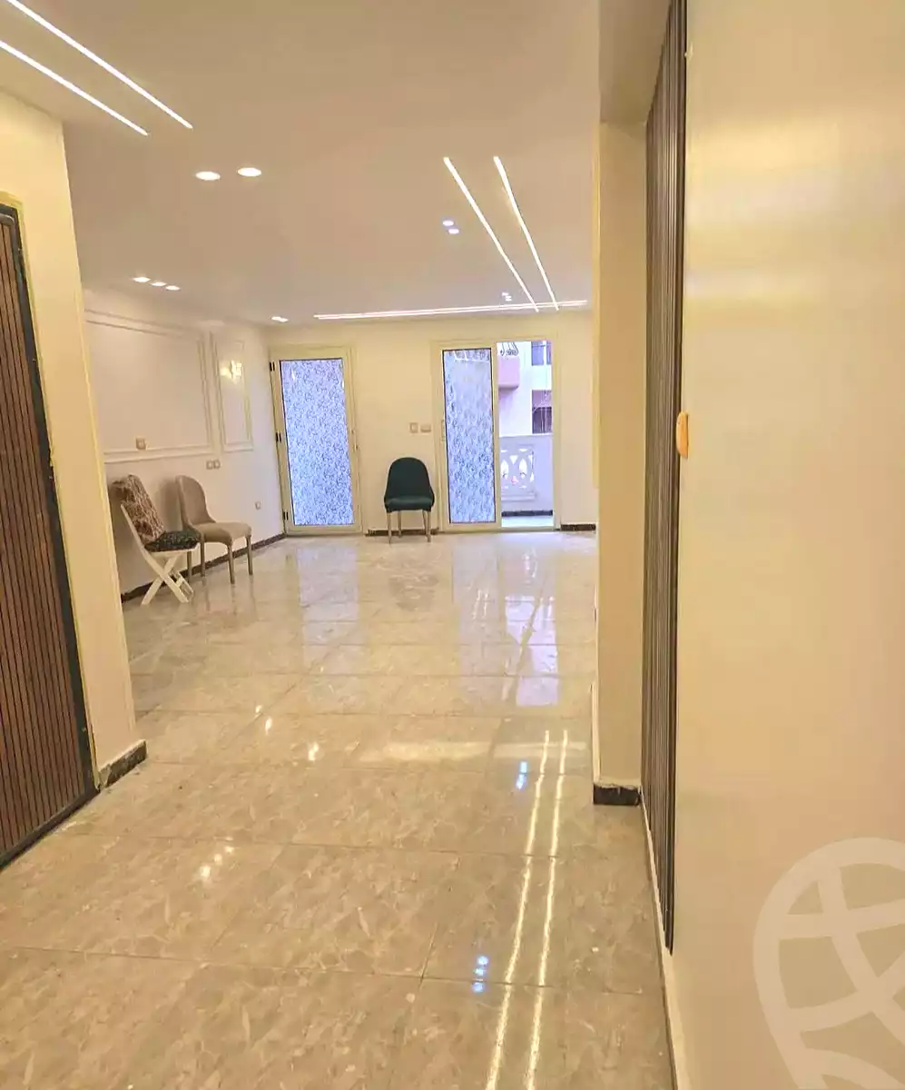 https://aqarmap.com.eg/ar/listing/7102951-for-sale-alexandria-al-agamy-lbytsh-bianchiii