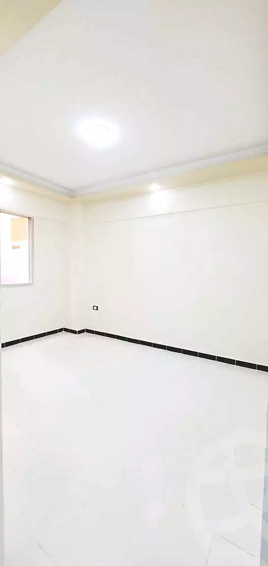 https://aqarmap.com.eg/ar/listing/7103040-for-sale-alexandria-al-agamy-shataa-el-nakheel-street-10