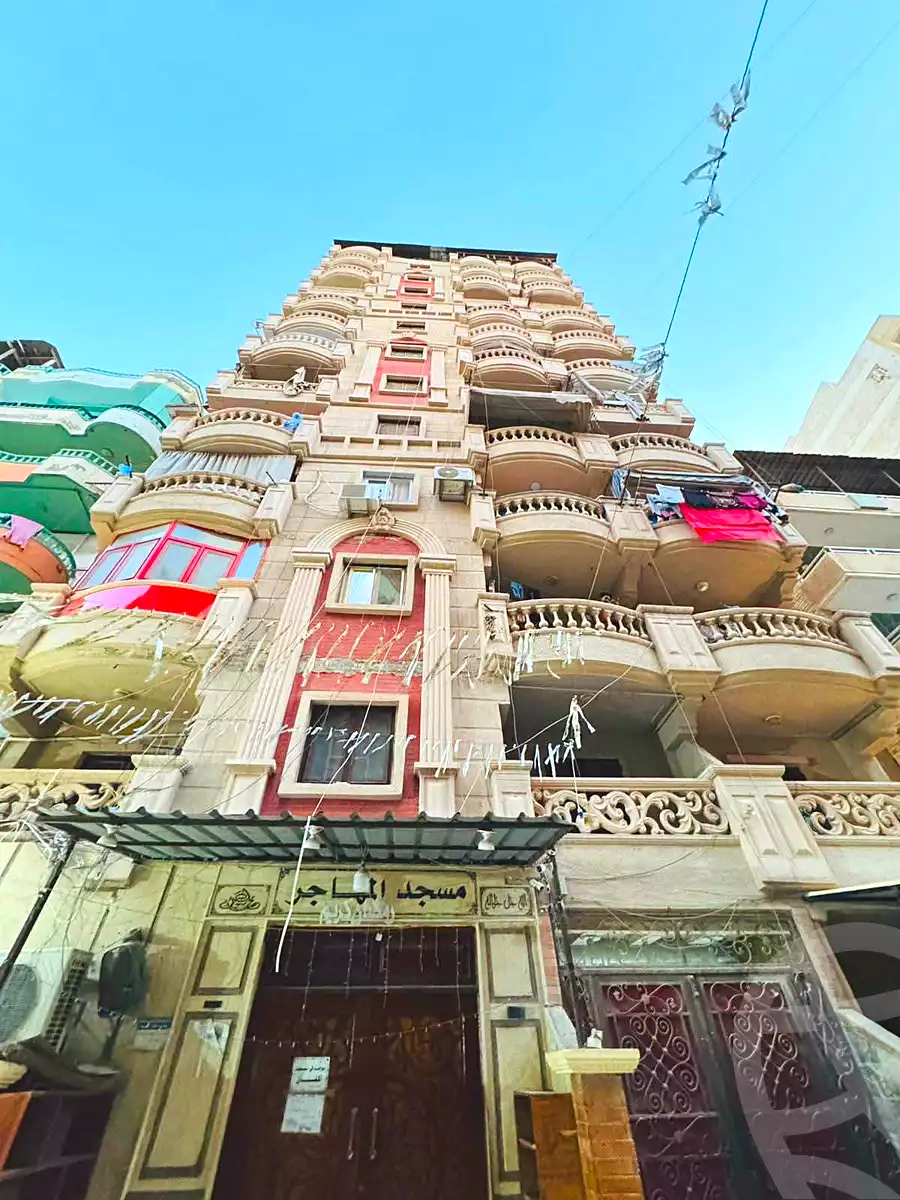 https://aqarmap.com.eg/ar/listing/7103054-for-sale-alexandria-al-agamy-shataa-el-nakheel