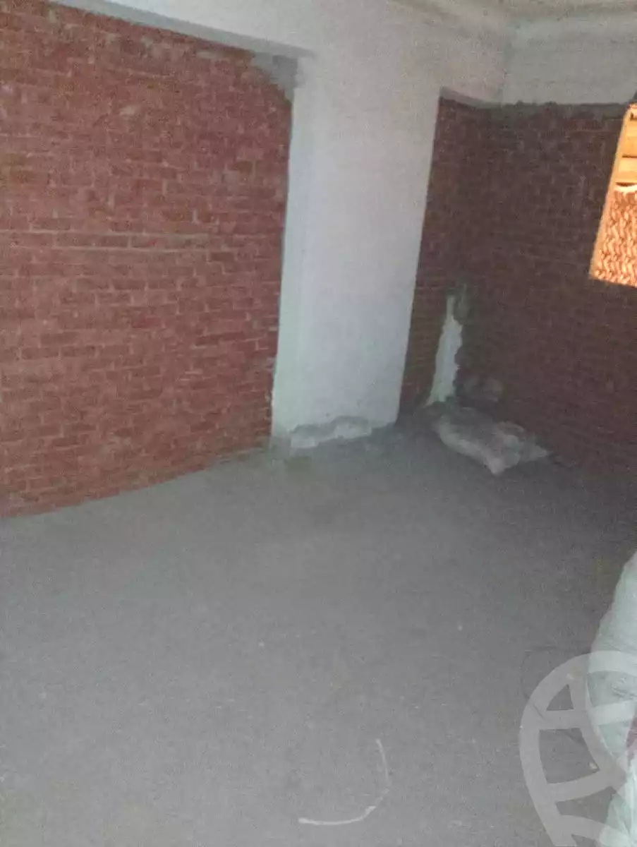 https://aqarmap.com.eg/ar/listing/7103403-for-sale-alexandria-al-agamy-lbytsh