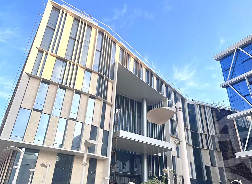 https://aqarmap.com.eg/ar/listing/7103948-for-sale-cairo-new-administrative-capital-lhy-lmly-kyrw-byznys-blz