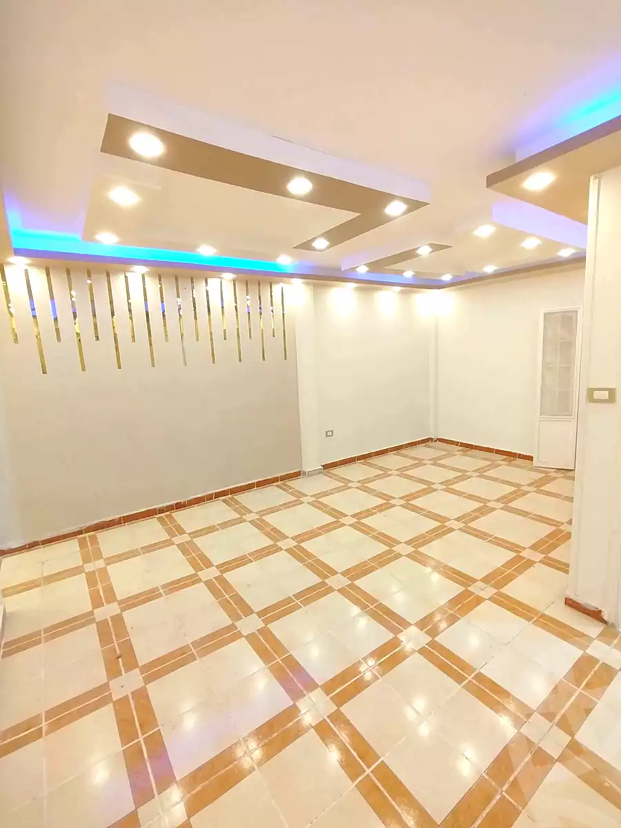https://aqarmap.com.eg/ar/listing/7104236-for-sale-alexandria-lsywf-el-falki