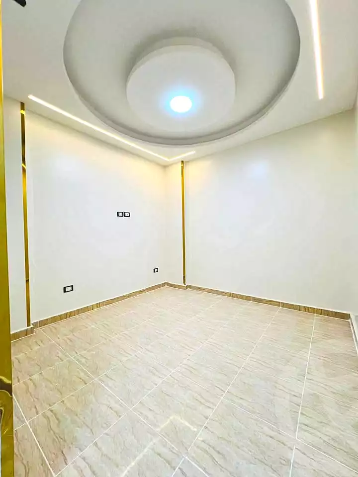 https://aqarmap.com.eg/ar/listing/7104303-for-sale-alexandria-al-agamy-shataa-el-nakheel