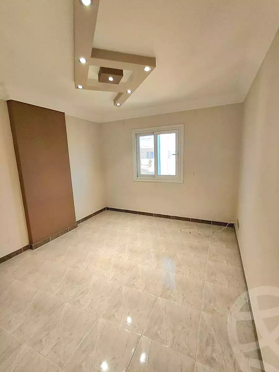 https://aqarmap.com.eg/ar/listing/7104384-for-sale-alexandria-sydy-bshr-sydy-bshr-bhry-khalil-hamada-st