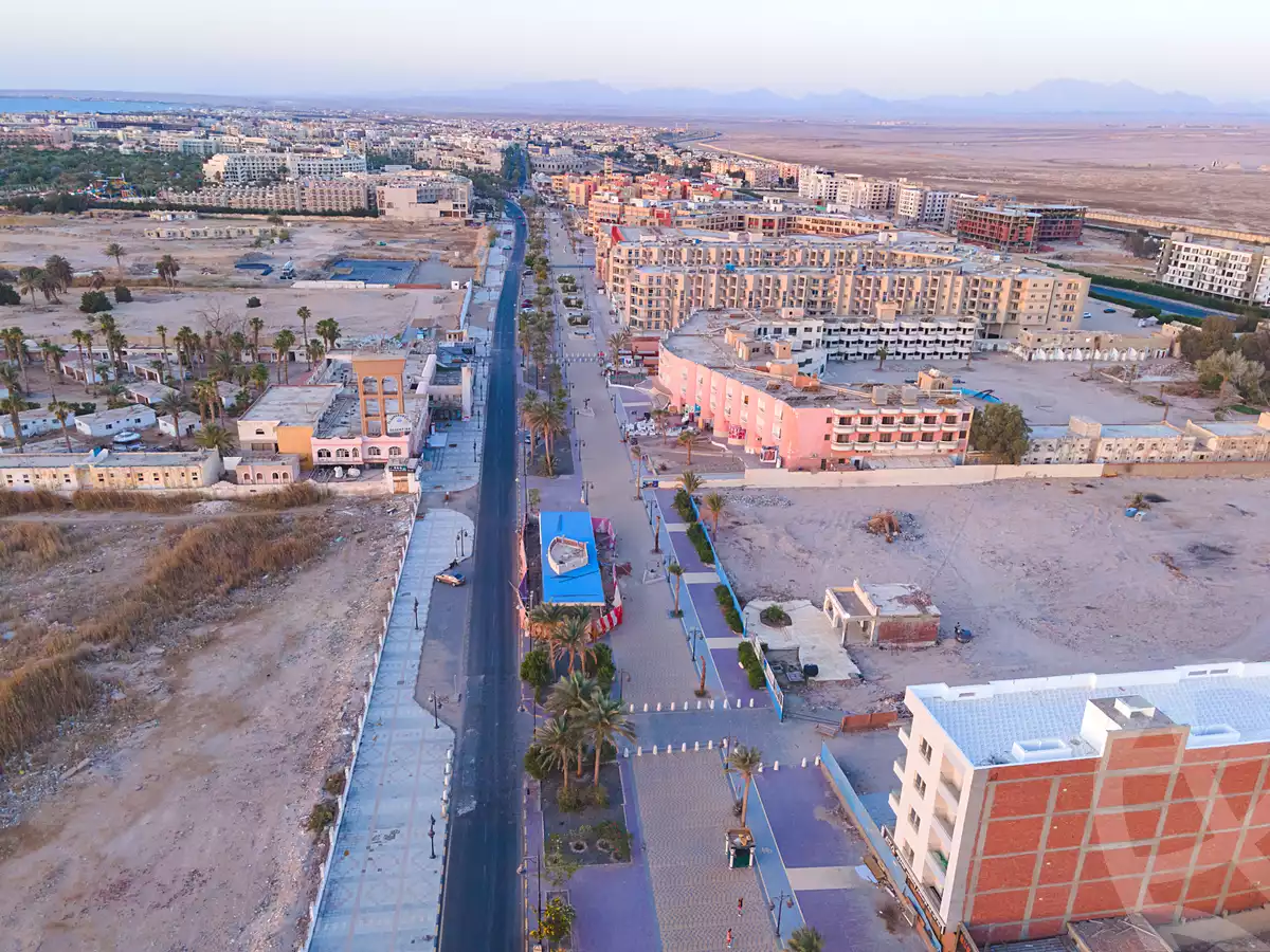 https://aqarmap.com.eg/en/listing/7104403-for-sale-red-sea-hurghada-resorts-grand-rock-resort-al-hares
