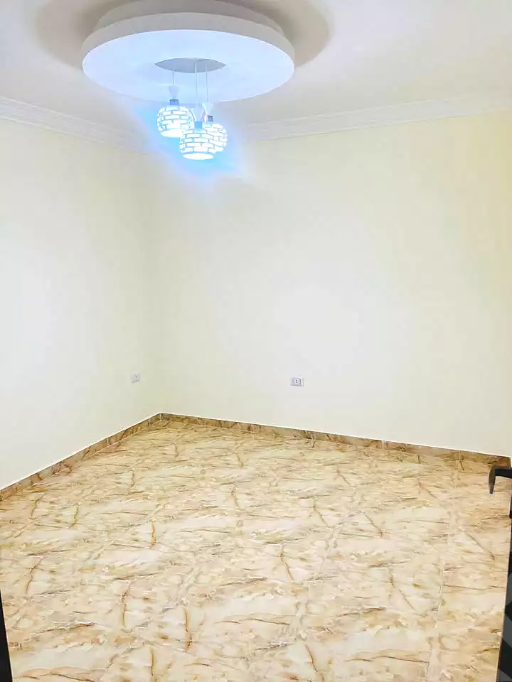 https://aqarmap.com.eg/en/listing/7104577-for-sale-cairo-helwan-hadayek-helwan-el-eshrein-st