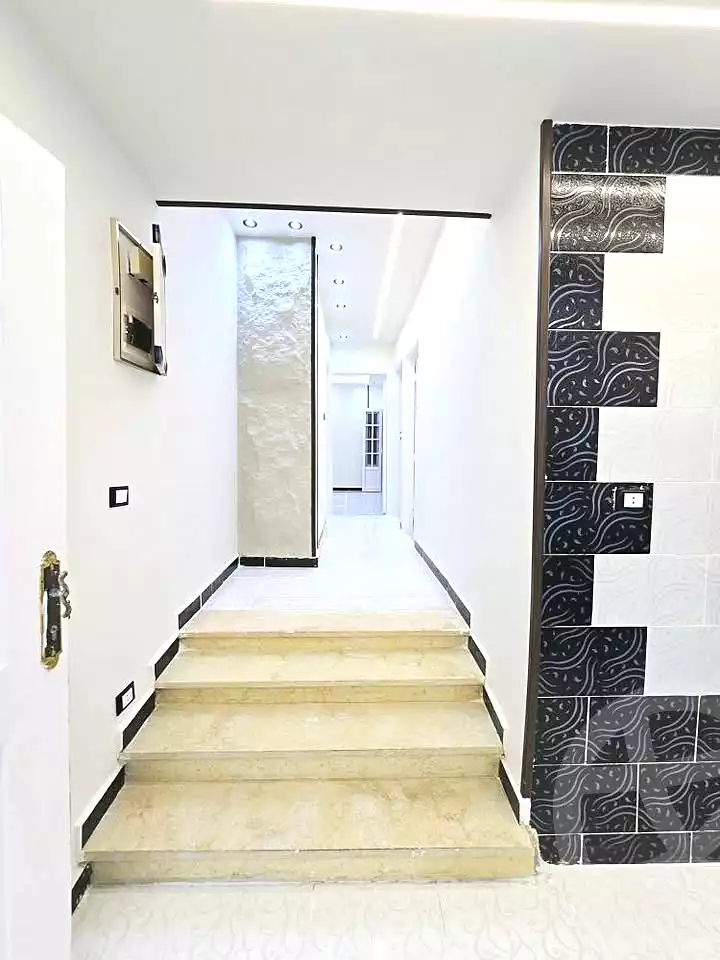 https://aqarmap.com.eg/ar/listing/7104611-for-sale-alexandria-al-agamy-shataa-el-nakheel