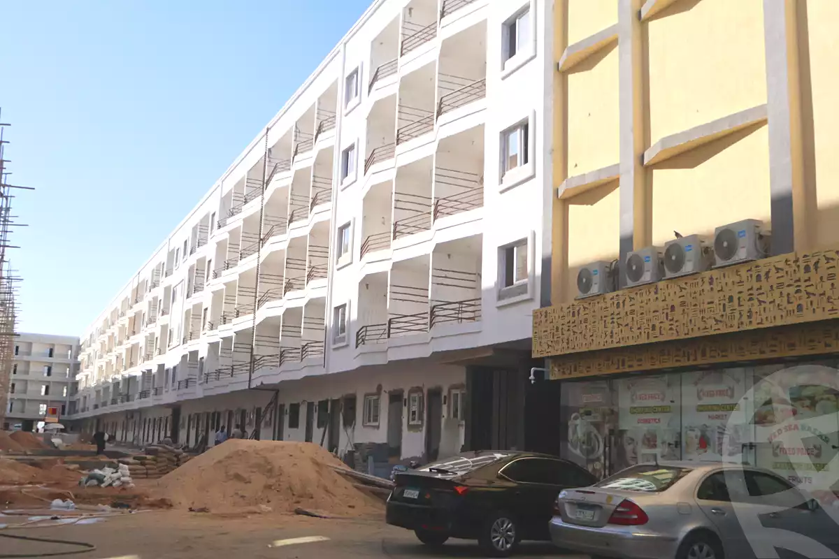 https://aqarmap.com.eg/ar/listing/7104602-for-sale-red-sea-hurghada-resorts-grand-rock-resort-al-hares