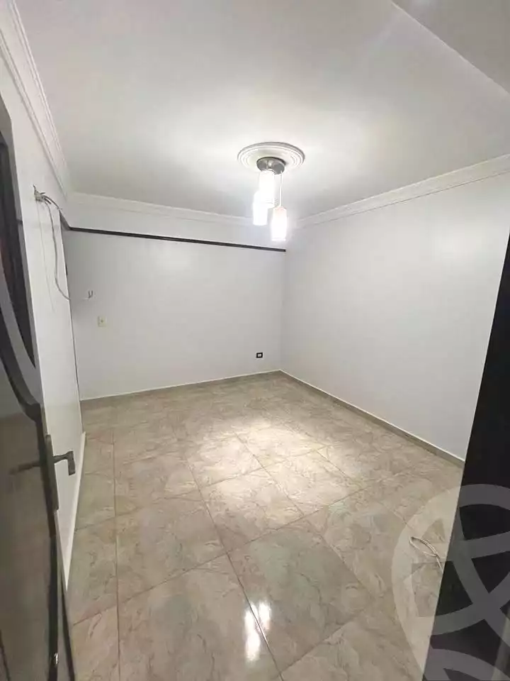 https://aqarmap.com.eg/ar/listing/7104628-for-sale-alexandria-el-mandara-shr-jml-bd-lnsr