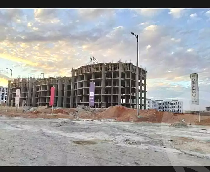 https://aqarmap.com.eg/ar/listing/7104730-for-sale-cairo-new-administrative-capital-4orty-square-compound-al-ahly-sabbour
