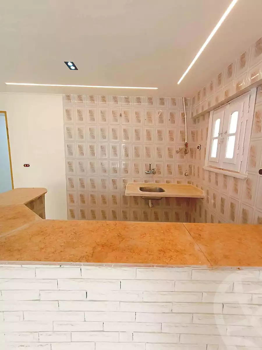 https://aqarmap.com.eg/ar/listing/7104814-for-sale-alexandria-al-agamy-shataa-el-nakheel