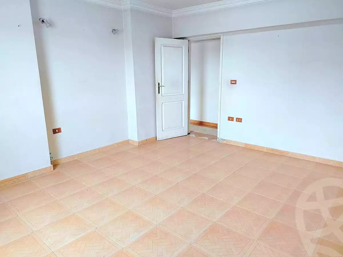 https://aqarmap.com.eg/en/listing/7105143-for-rent-cairo-helwan-el-ezba-el-qebliah-ragheb-st