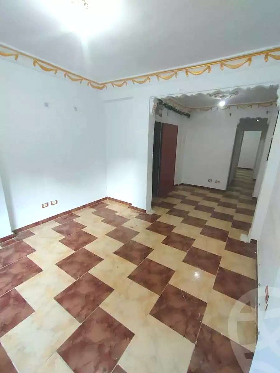https://aqarmap.com.eg/ar/listing/7105277-for-sale-alexandria-lsywf-el-falki