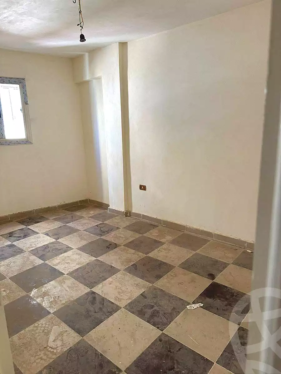 https://aqarmap.com.eg/ar/listing/7105411-for-sale-alexandria-al-agamy-el-hanouvel