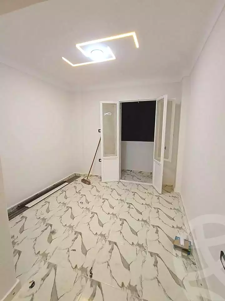 https://aqarmap.com.eg/ar/listing/7105647-for-sale-alexandria-lsywf-el-falki
