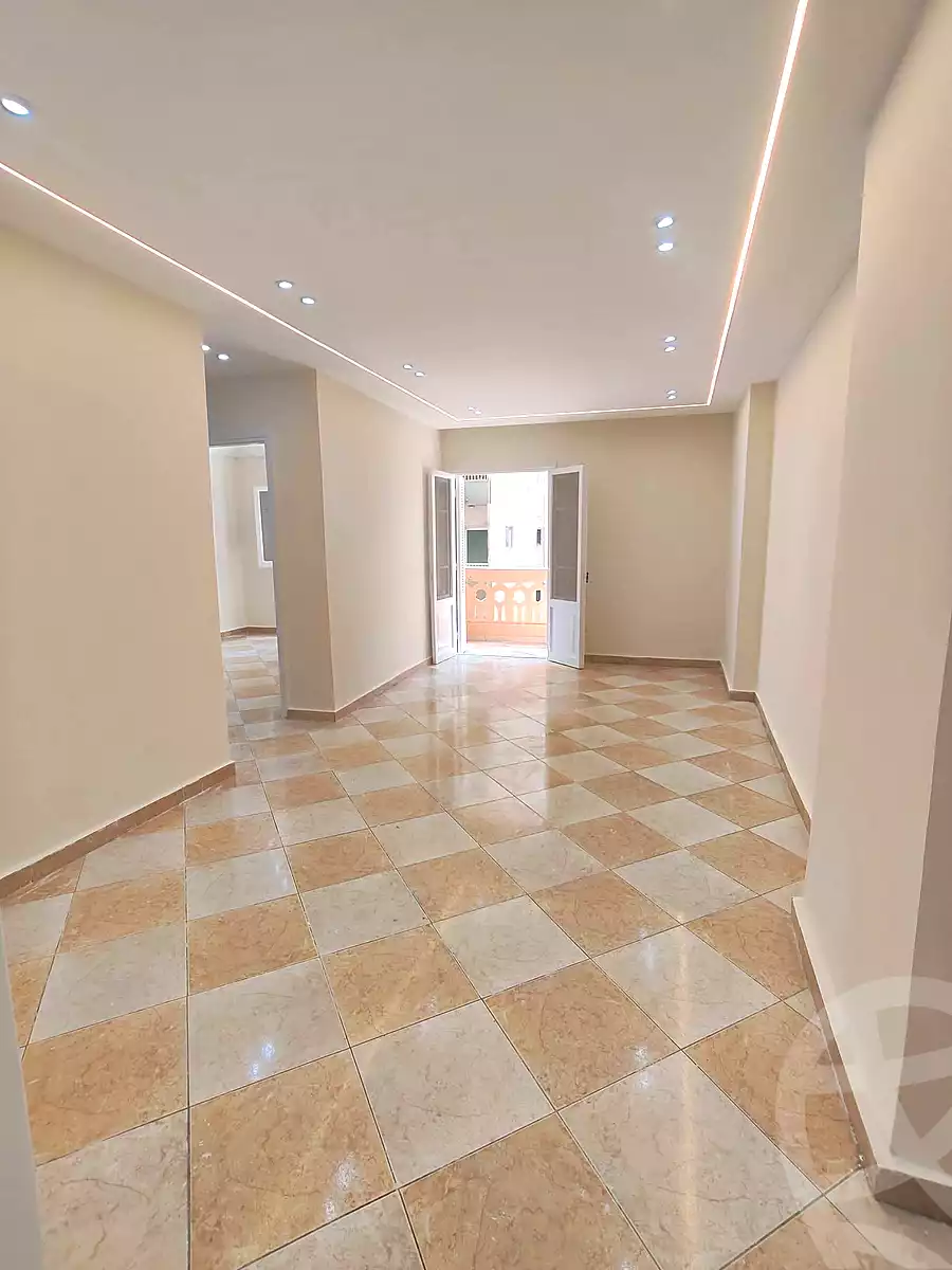 https://aqarmap.com.eg/en/listing/7105884-for-sale-alexandria-el-asafra-shr-45