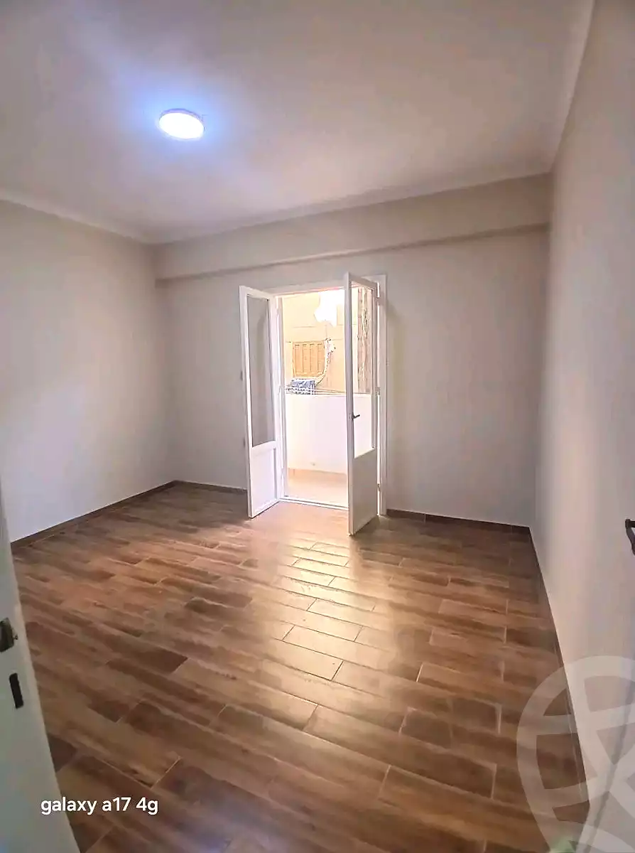 https://aqarmap.com.eg/en/listing/7105922-for-sale-alexandria-el-asafra-ahmed-tiesser-st