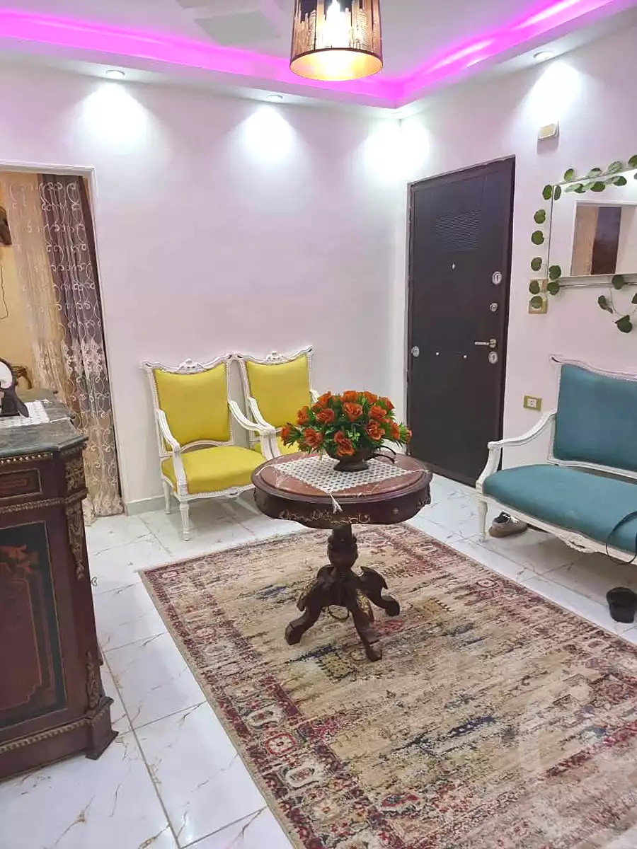 https://aqarmap.com.eg/en/listing/7106142-for-sale-cairo-el-haram-el-lebeny-el-magzar-el-aly-st
