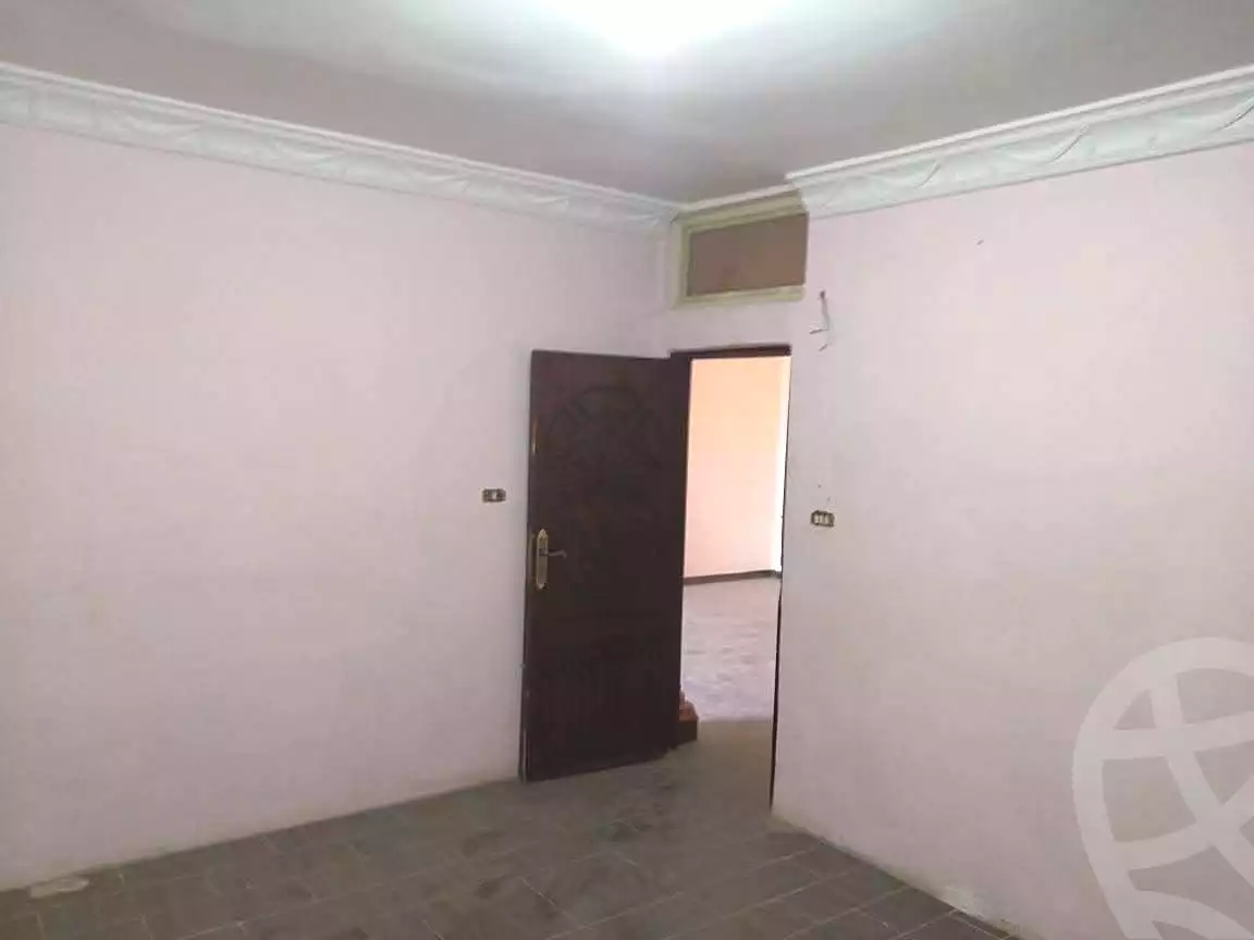 https://aqarmap.com.eg/en/listing/7106279-for-sale-cairo-shoubra-el-sahel-emtedad-ahmed-helmy-st