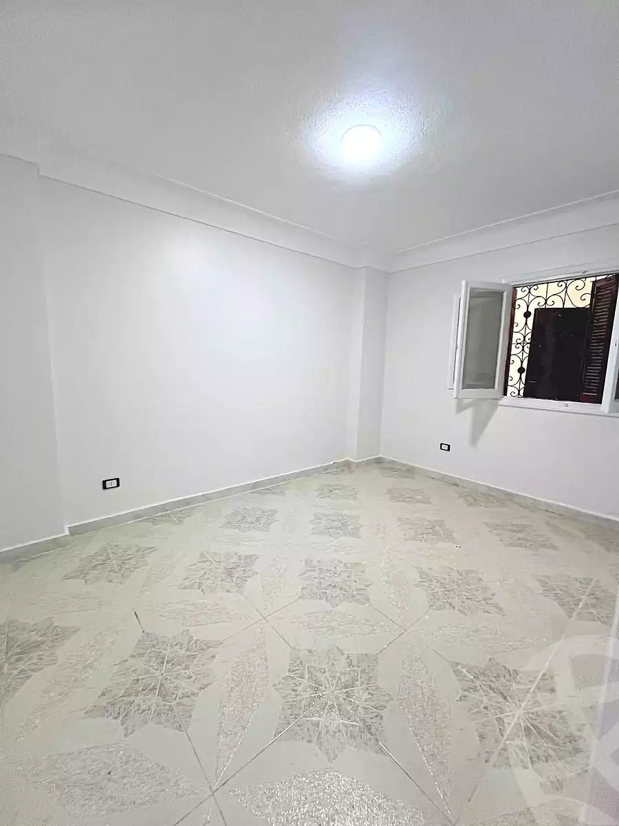https://aqarmap.com.eg/ar/listing/7106344-for-sale-alexandria-al-agamy-shataa-el-nakheel