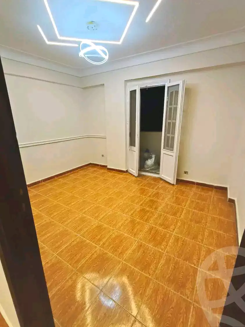 https://aqarmap.com.eg/ar/listing/7106365-for-sale-alexandria-lsywf-el-falki