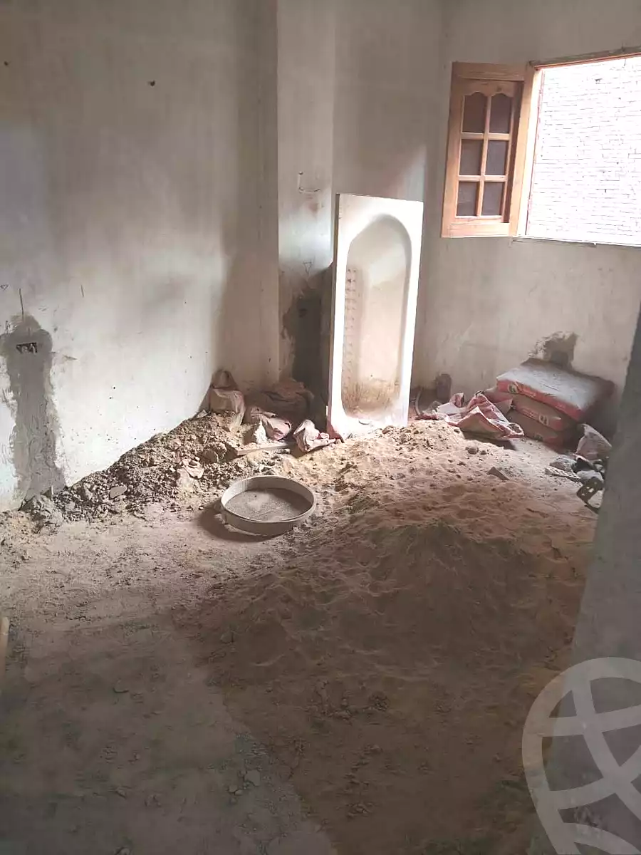 https://aqarmap.com.eg/ar/listing/7106386-for-sale-cairo-helwan-hadayek-helwan-el-khashab-canal