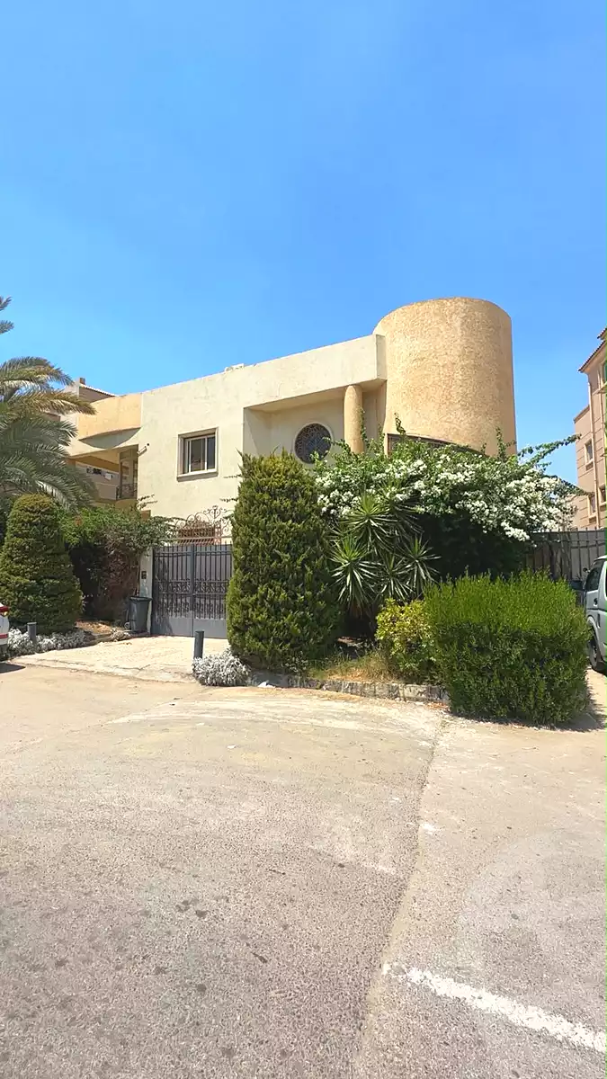 https://aqarmap.com.eg/ar/listing/7106527-for-sale-cairo-new-cairo-el-narges-el-narges-6-okba-ebn-nafeaa-st
