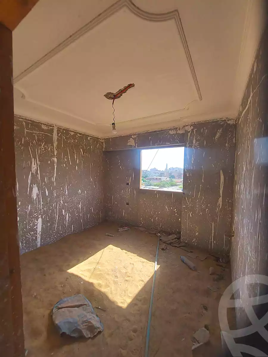 https://aqarmap.com.eg/ar/listing/7106587-for-sale-cairo-helwan-el-shareaa-el-sharby-st