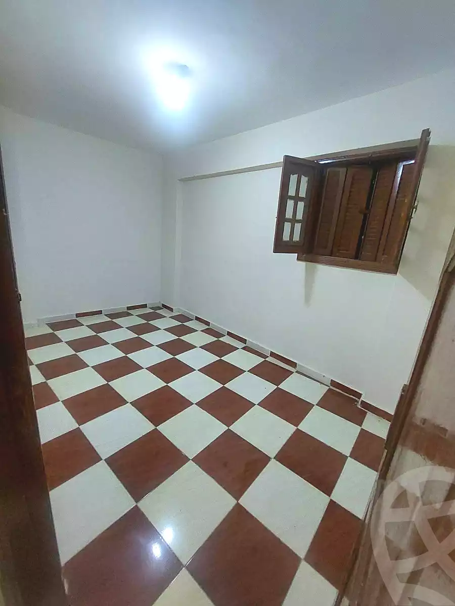 https://aqarmap.com.eg/ar/listing/7106657-for-sale-alexandria-el-asafra-l-sfr-qbly