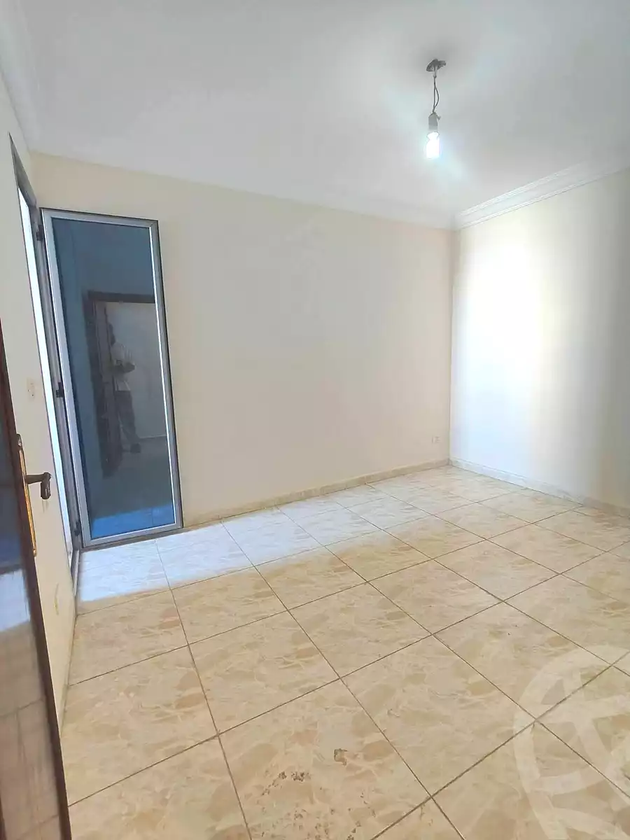 https://aqarmap.com.eg/en/listing/7106685-for-sale-alexandria-el-asafra-l-sfr-bhry