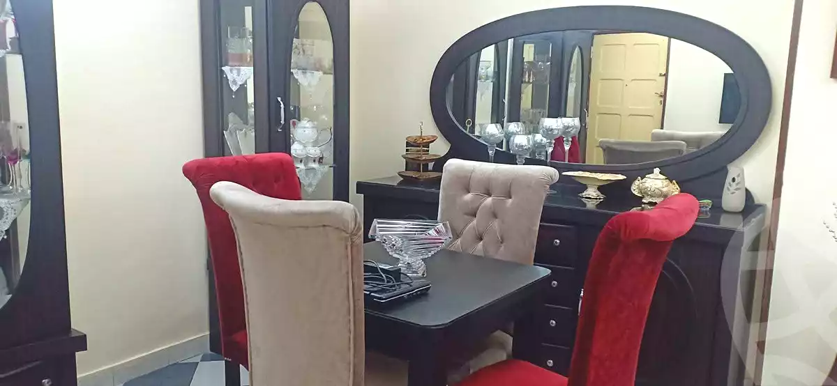 https://aqarmap.com.eg/en/listing/7106936-for-sale-cairo-helwan-helwan-el-sharkeya-mostafa-safwat-st