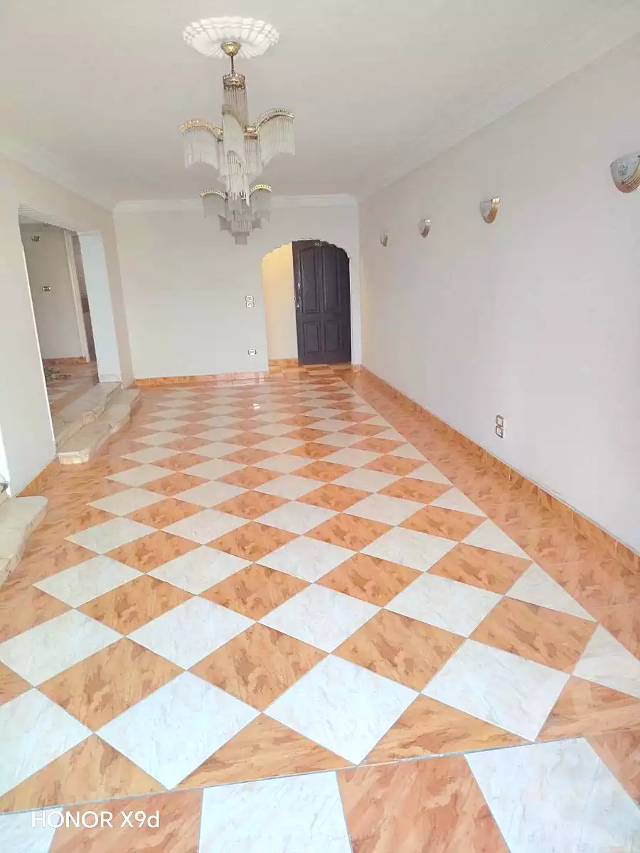 https://aqarmap.com.eg/ar/listing/7106994-for-rent-cairo-helwan-helwan-el-sharkeya-abd-el-rahman-pasha-st