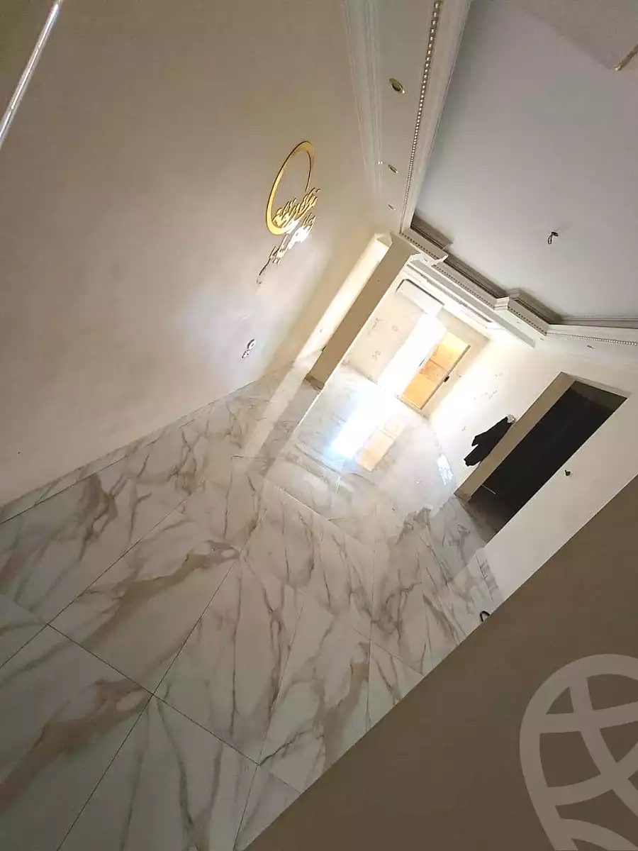 https://aqarmap.com.eg/en/listing/7107093-for-sale-cairo-helwan-ahmed-enci-st