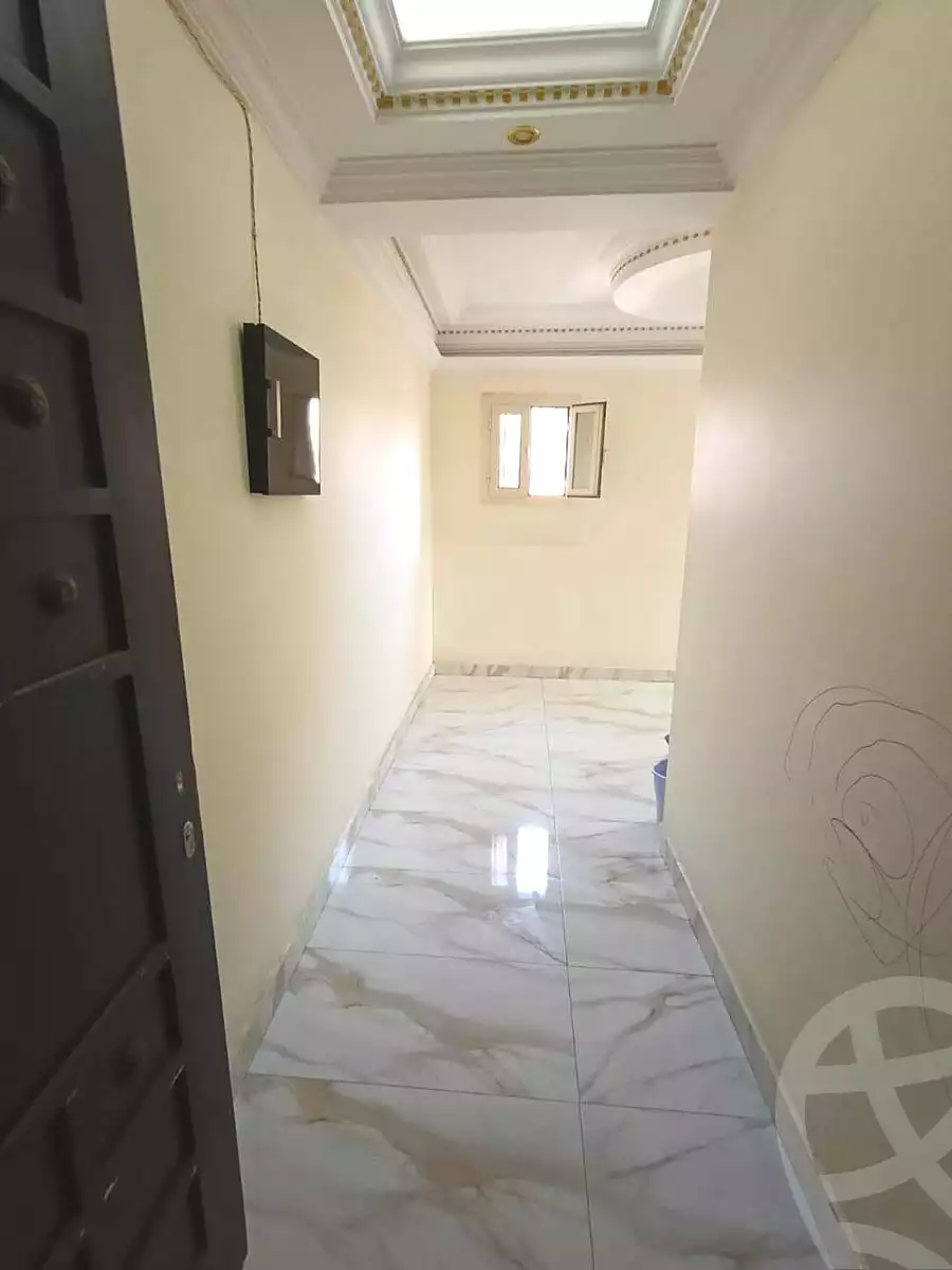 https://aqarmap.com.eg/en/listing/7107093-for-sale-cairo-helwan-ahmed-enci-st