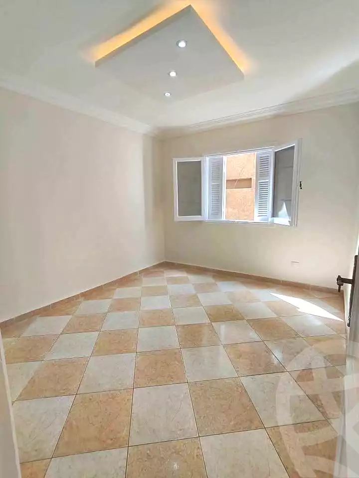 https://aqarmap.com.eg/ar/listing/7107364-for-sale-alexandria-el-asafra-l-sfr-bhry