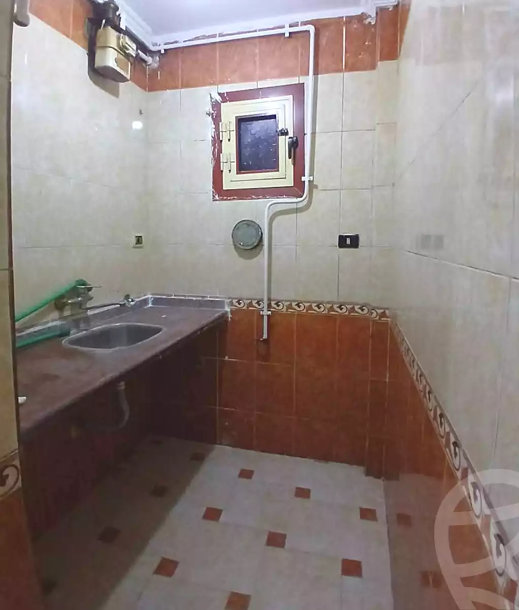 https://aqarmap.com.eg/ar/listing/7107846-for-sale-alexandria-lsywf-el-falki