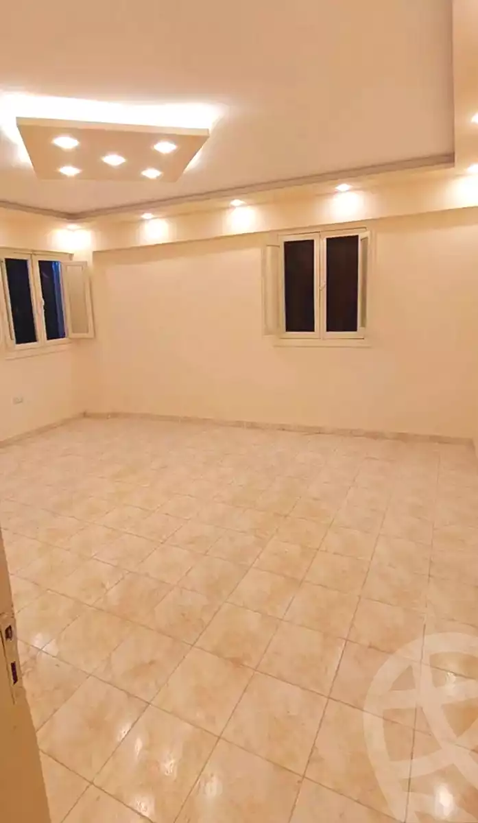 https://aqarmap.com.eg/ar/listing/7108127-for-sale-alexandria-al-agamy-el-hanouvel