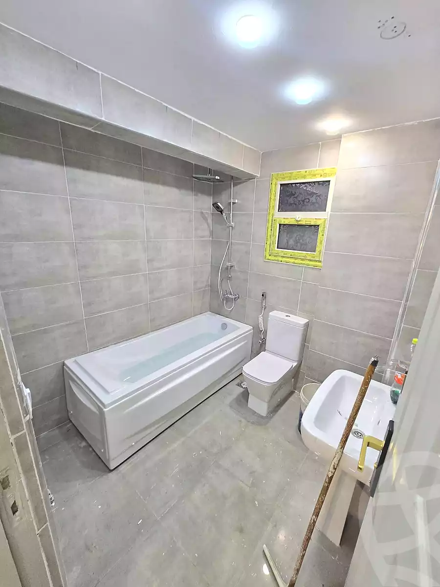 https://aqarmap.com.eg/ar/listing/7108173-for-sale-alexandria-el-asafra-l-sfr-bhry