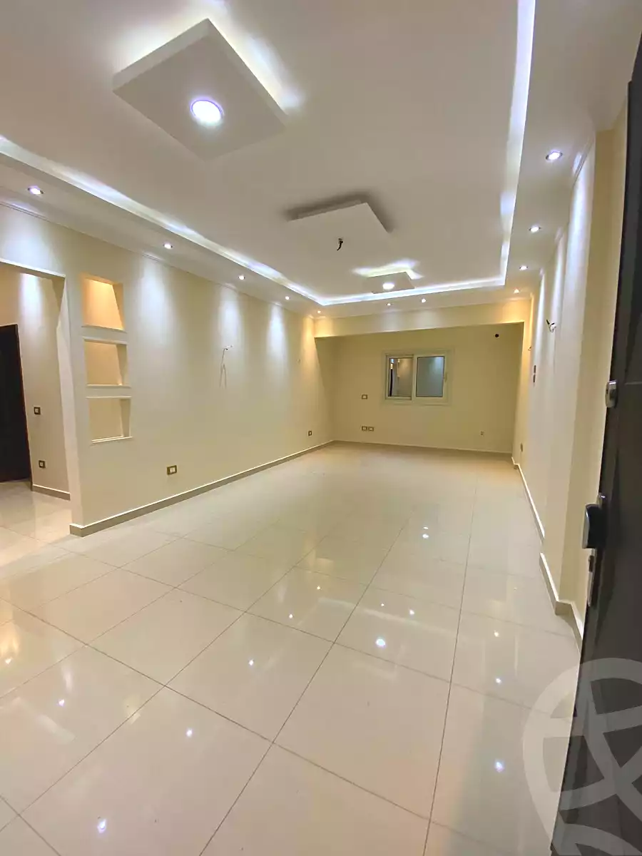 https://aqarmap.com.eg/ar/listing/7108799-for-rent-cairo-new-cairo-el-ahyaa-fourth-neighborhood-street-6