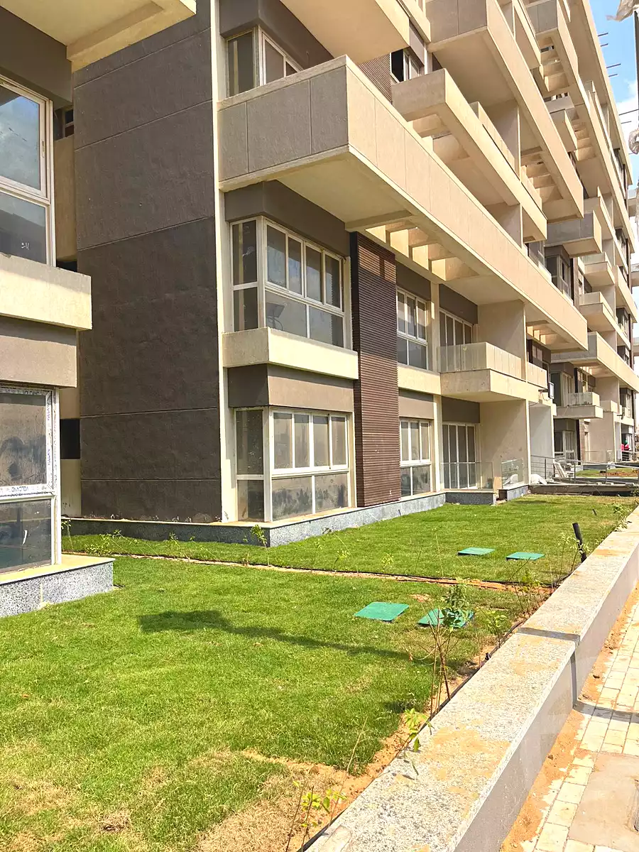 https://aqarmap.com.eg/ar/listing/7108998-for-sale-cairo-new-administrative-capital-r7-scenario
